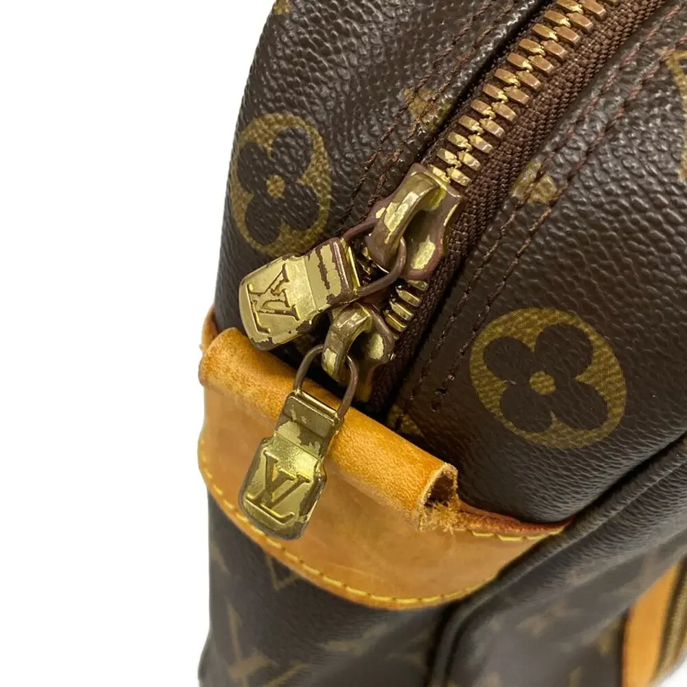 Louis Vuitton Sac Bosphore Monogram Handbag M40043